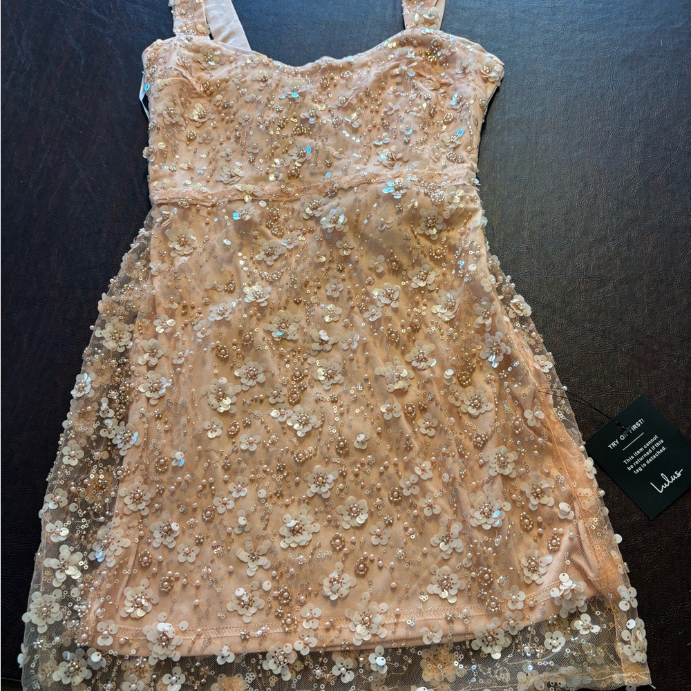 Lulu's Peach Formal Mini Dress, Brand New with Tags.  Great for Homecoming